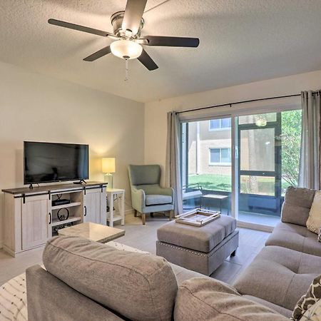 St Augustine Getaway With Porch 1 Block To Beach! St. Augustine Luaran gambar