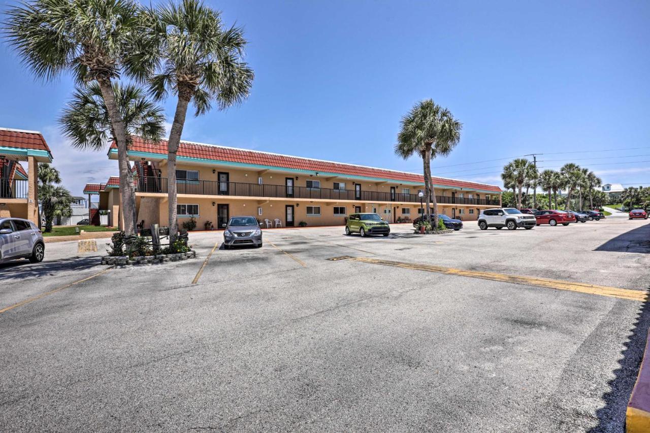 St Augustine Getaway With Porch 1 Block To Beach! St. Augustine Luaran gambar