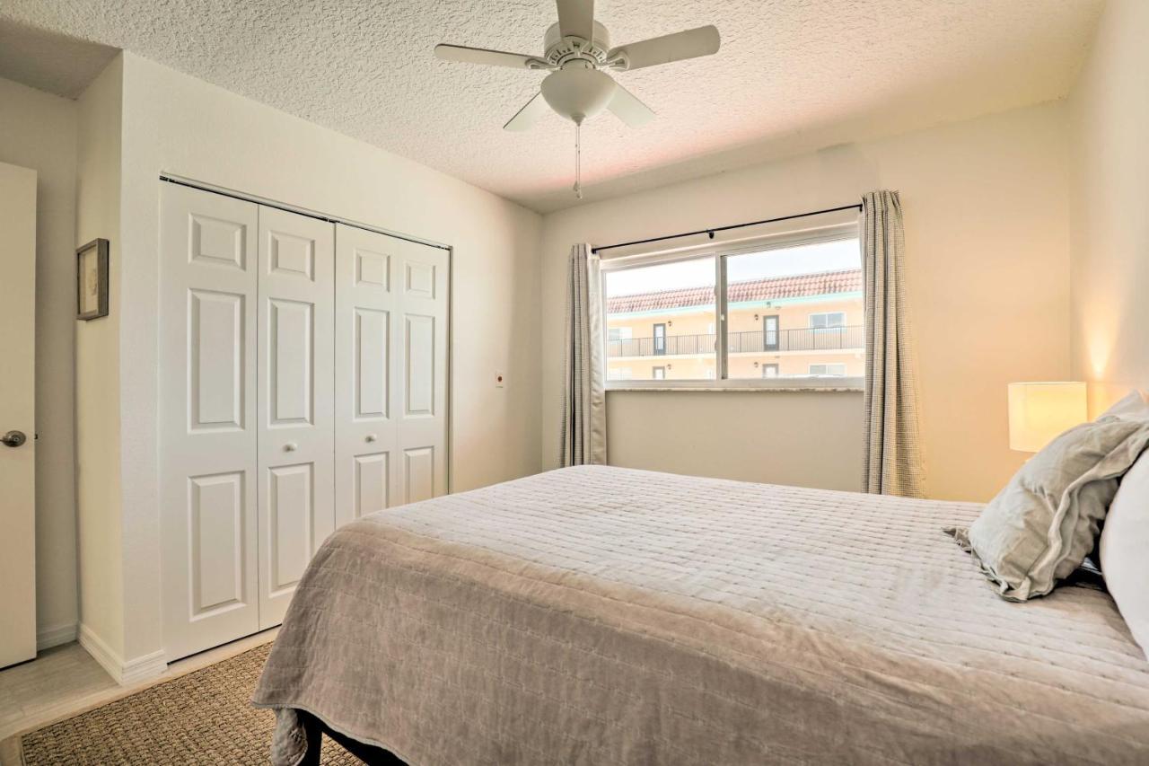 St Augustine Getaway With Porch 1 Block To Beach! St. Augustine Luaran gambar