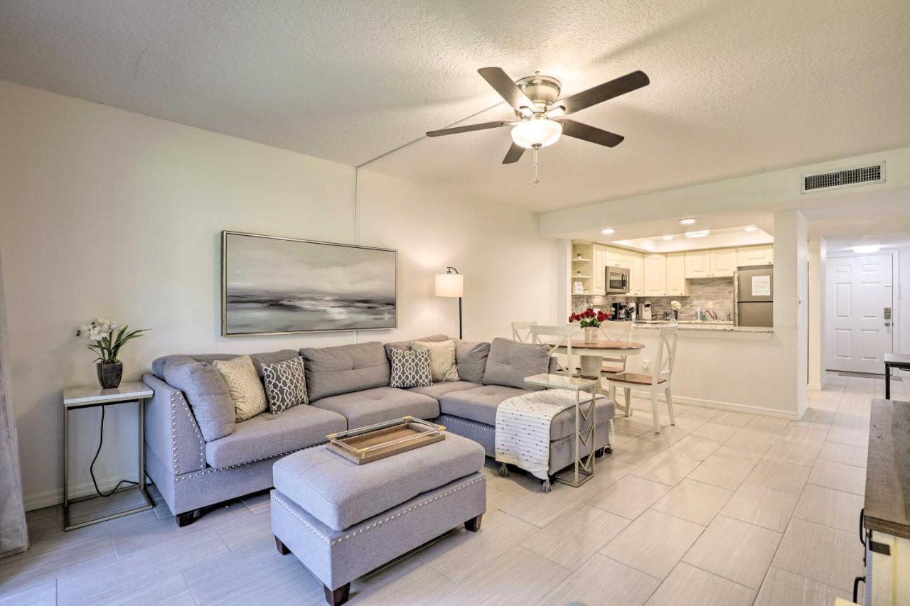 St Augustine Getaway With Porch 1 Block To Beach! St. Augustine Luaran gambar